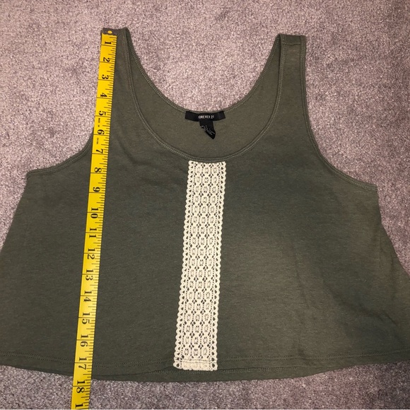 ⭐️ Free Add-On ⭐️ Forever 21 Khaki Green Loose Fit Crop Top - Picture 5 of 5